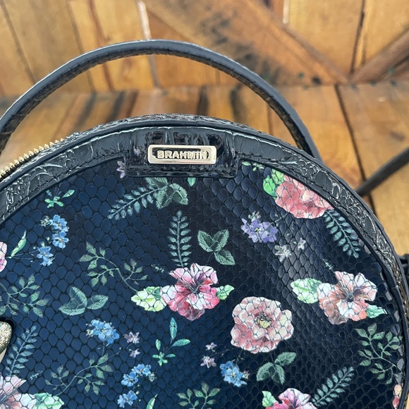 BRAHMIN LANE Thames Black Leather Floral Purse Cross Body Round Handbag - Picture 3 of 7